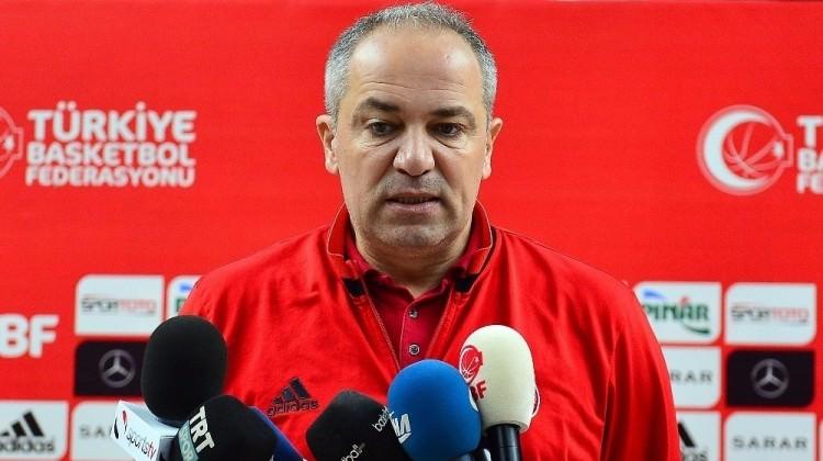 Ekrem Memnun: Oyuncularımı kutluyorum
