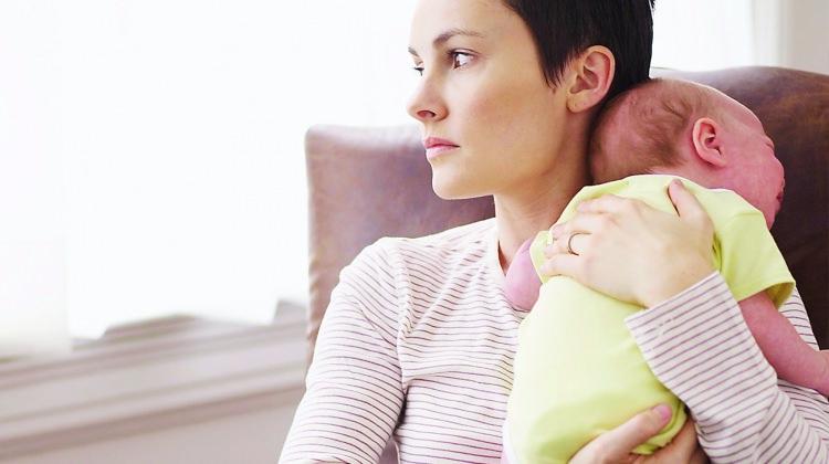 Doğum sonrası depresyonun 10 belirtisi