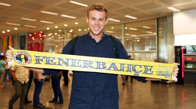 Fenerbahçe'nin yeni transferi İstanbul'a geldi