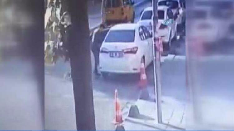 Akılalmaz yöntemle profesörün tüm kariyerini çaldı