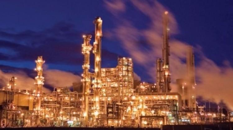 İran, petrol araştırmalarını Ruslara devrediyor