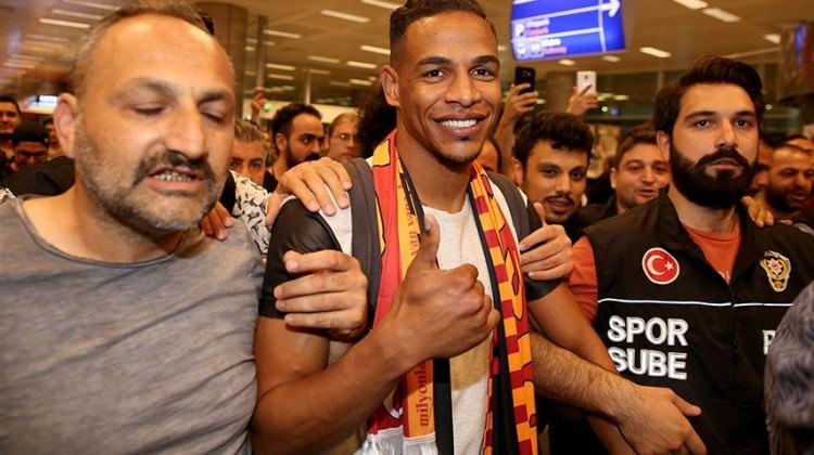 G.Saray Fernando'yu açıkladı! İşte maliyeti