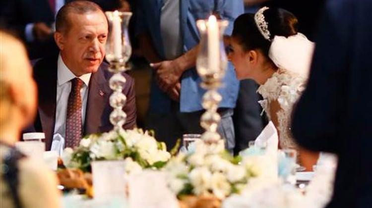 Erdoğan Milli sporcunun düğününe katıldı