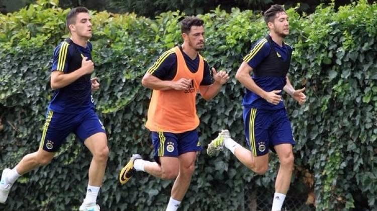 F.Bahçe'nin yeni transferi idmana çıktı!
