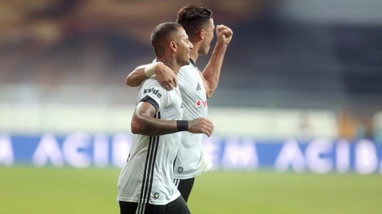 Quaresma'dan Pepe'ye; 'Sen bir de...'