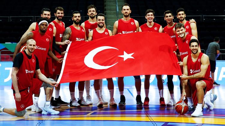 12 Dev Adam'ın EuroBasket kadrosu belli oldu!