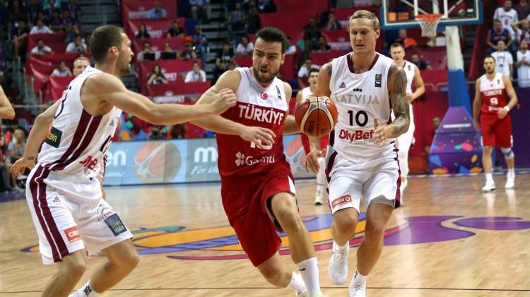 12 Dev Adam'a en zor rakip!