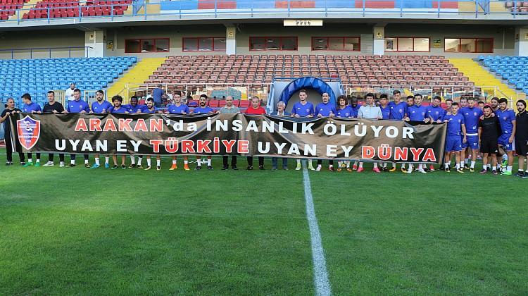 Karabükspor’dan Arakan’a pankartlı destek