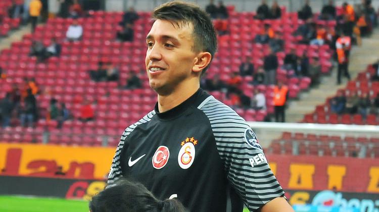 Muslera'ya kötü haber! Kadroda yok!