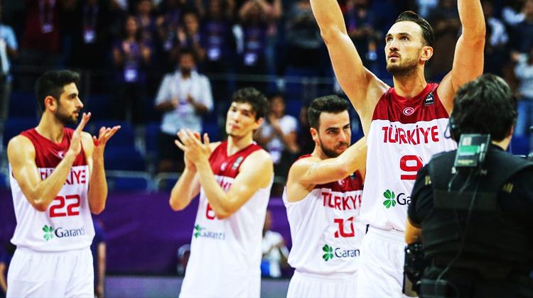 Rakibimiz İspanya! Haydi 12 Dev Adam