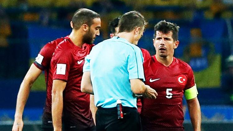 Ukrayna maçının hakemi şikayet edildi