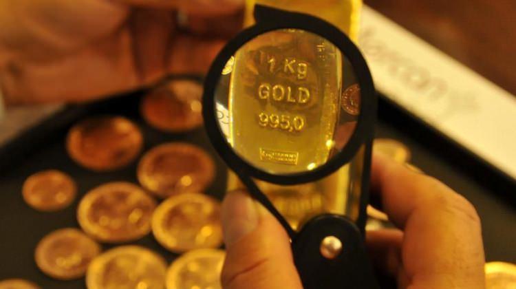 Altının kilogramı düşüyor!