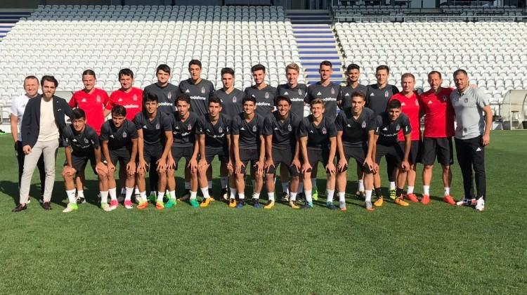 Beşiktaşlı gençler, Porto'ya farklı yenildi