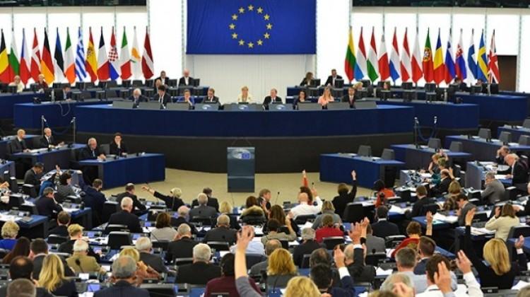 Bin işsiz için 3,5 milyon euroya onay