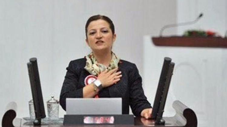 CHP'li vekil iyice saçmaladı: Neden büyüyoruz!
