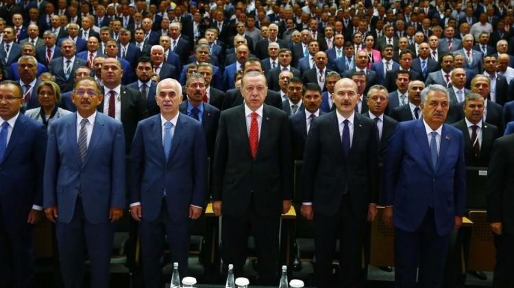 Erdoğan'dan belediye başkanlarına uyarı