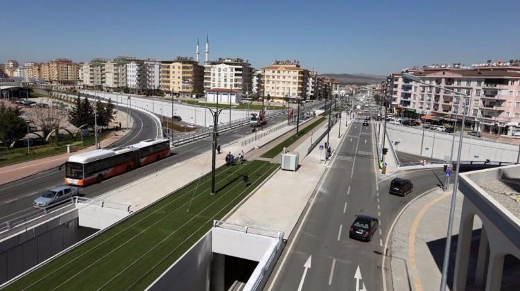 Gaziantep BB, kentin üst yapısını elden geçirdi