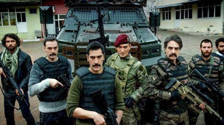 ‘’İsimsizler’’ dizisi yeni sezonda yine zirvenin sahibi!