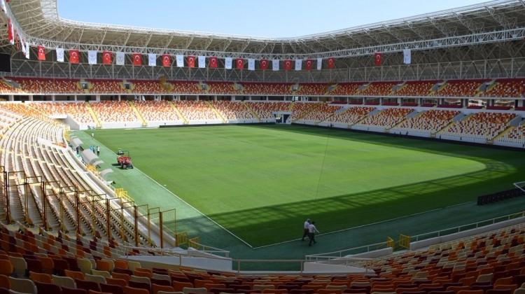 Yeni stattaki ilk maçın biletlerine ilgi büyük