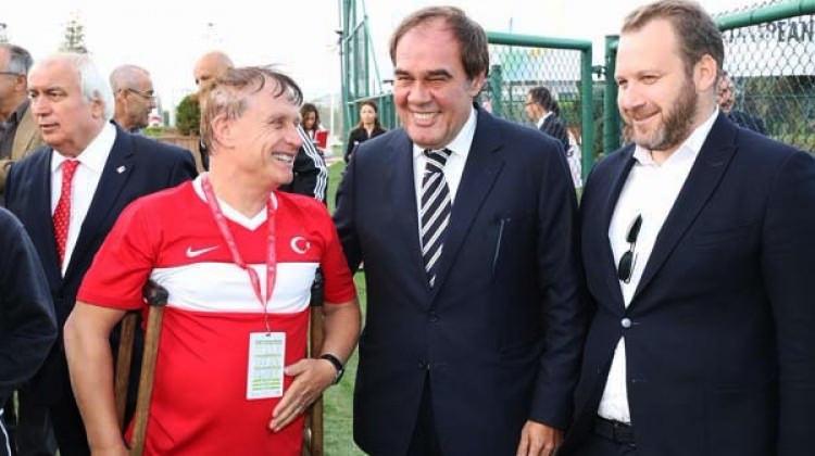 Helal olsun size! Almanya'yı 7-0 yendik