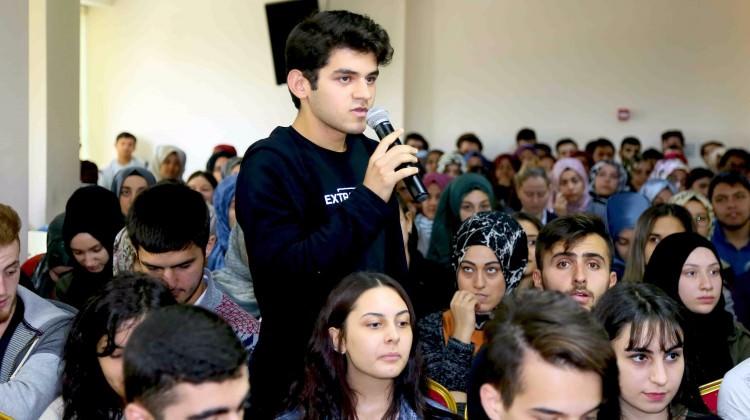 Üniversite adaylarına ücretsiz eğitim başladı