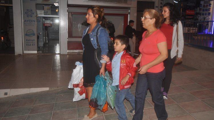 Temeli zarar gören üç apartman tahliye edildi