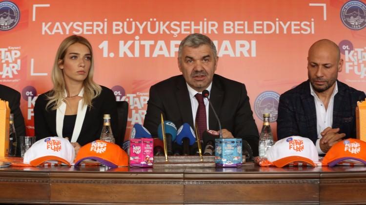 Kayseri kitap fuarında sürpriz konuklar