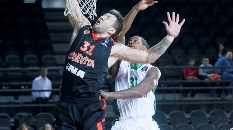Darüşşafaka evinde kazanmasını bildi!