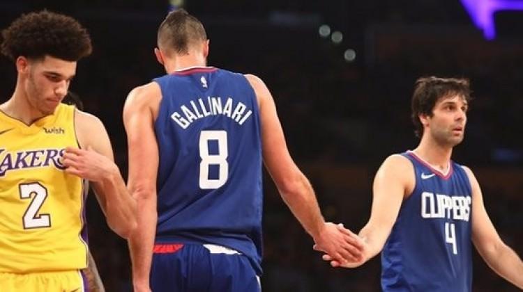 Los Angeles derbisi Clippers'ın
