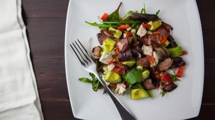 Bu ülkede bir tabak yemek bin 350 TL!