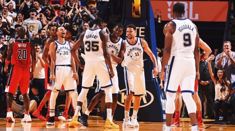 Golden State geriden gelip kazandı!