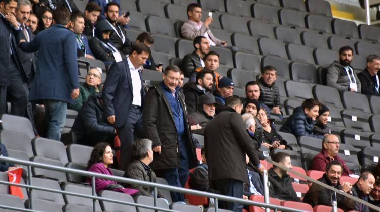 Melih Gökçek istifa sonrası ilk oraya gitti!