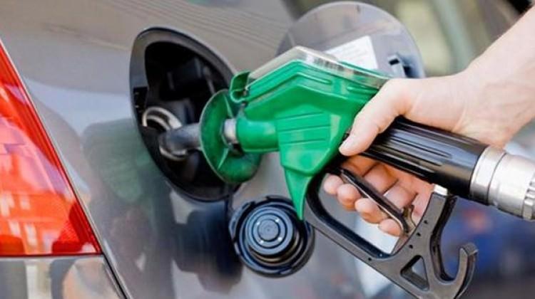 Benzine zam geldi! Motorine zam yolda