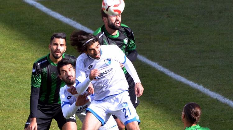 Erzurumspor, Denizli'ye gol yağdırdı!