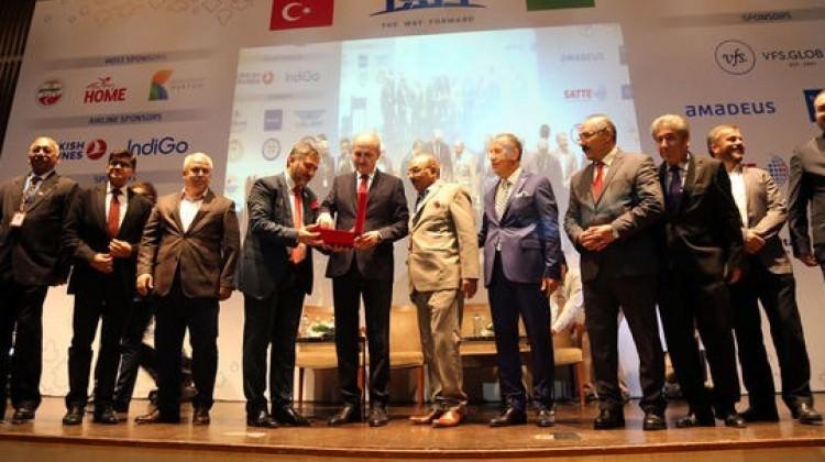 Milyonlarca Hintli turist kapıda!