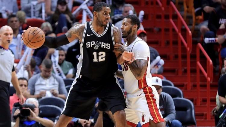 Spurs 4'te 4 yaptı