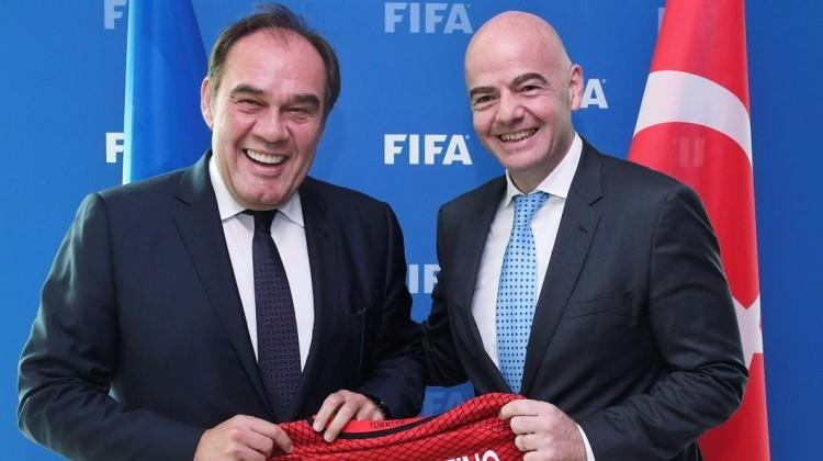 Demirören'den Infantino'ya ziyaret