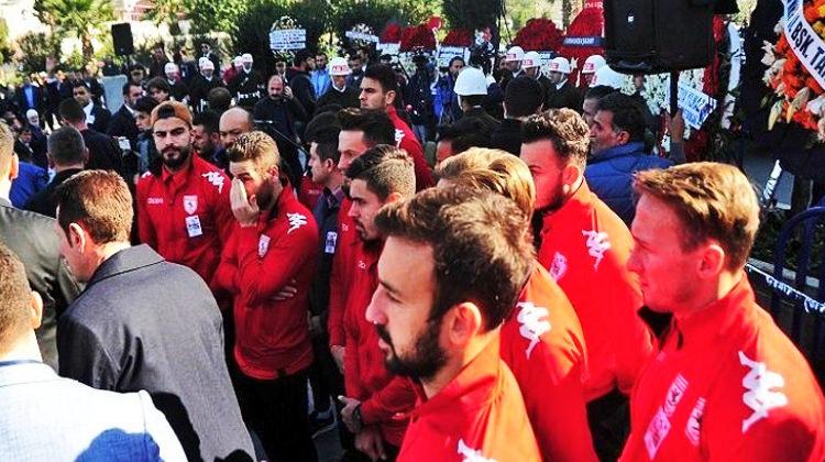 Helal olsun size! Hakkari'deki şehidimiz için...