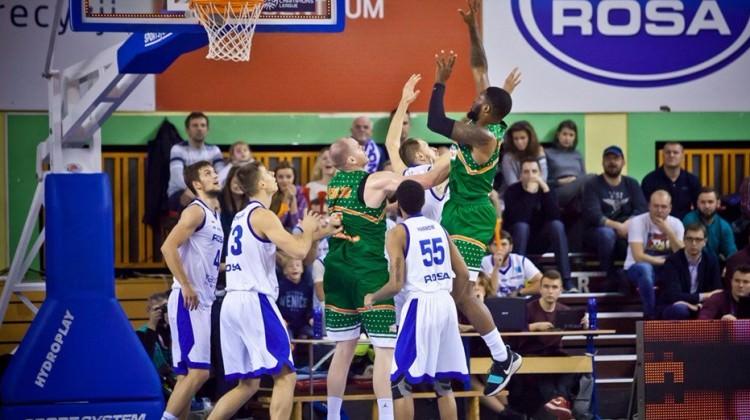 Banvit son anda yıkıldı