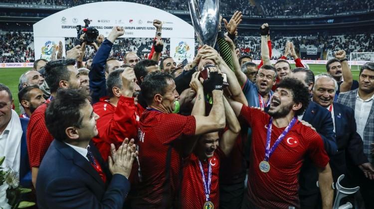 Ampute Milli Takımımıza 'Yılın Takımı' ödülü!