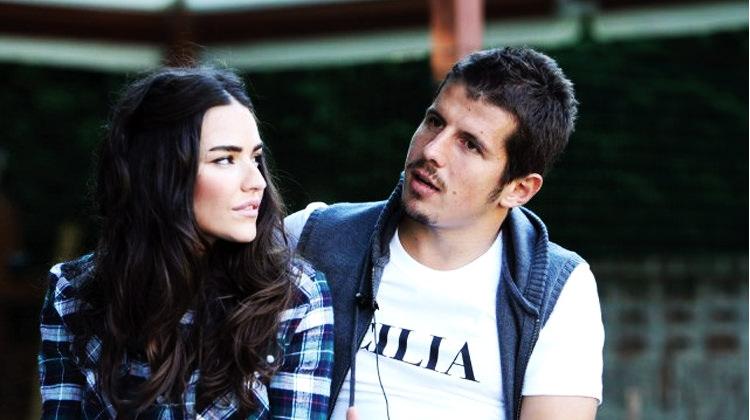 Emre'den eşine 3.1 milyonluk doğum hediyesi