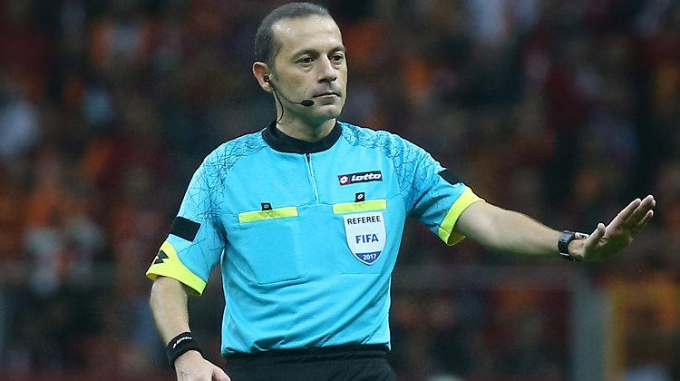 FIFA'dan Cüneyt Çakır'a davet