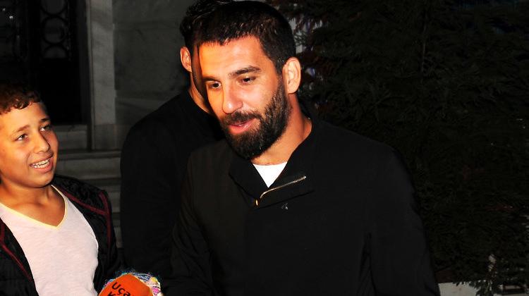 Menajeri açıklamıştı! Arda Türkiye'ye geldi
