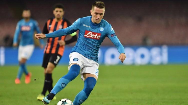 Napoli umutlarını son maça taşıdı!
