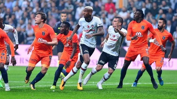 Başakşehir'de sakatlık şoku! Ameliyat olacak...