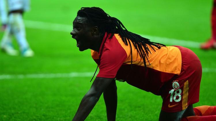 Gomis gollere devam