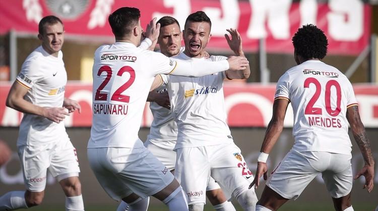Kayserispor yendikçe 3. teknik direktör değişti
