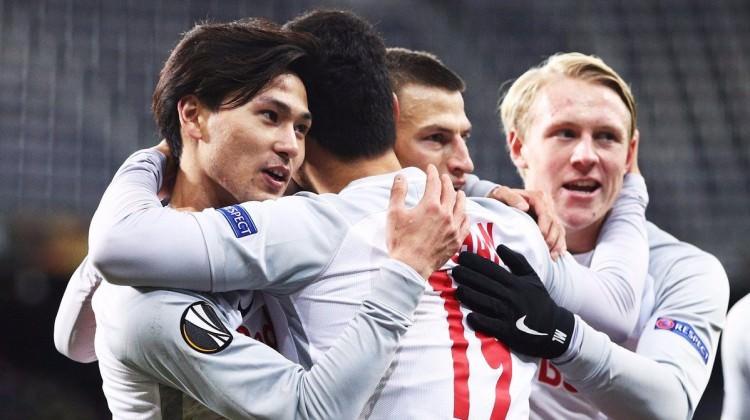 Salzburg 3 golle turladı!
