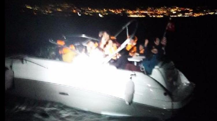 Sürat teknesinde 32 kaçak yakalandı