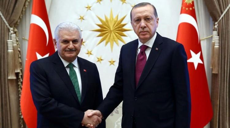 Başkan Erdoğan'dan, Yıldırım'a şeref madalyası